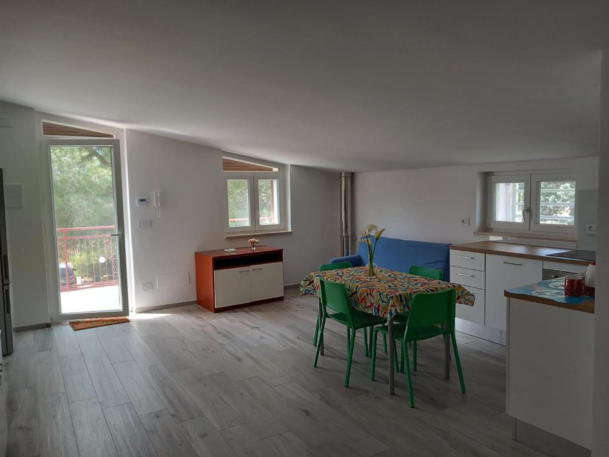 Villa Udi ビトント エクステリア 写真