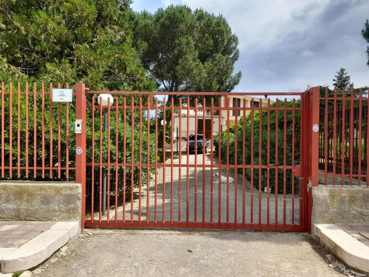Villa Udi ビトント エクステリア 写真